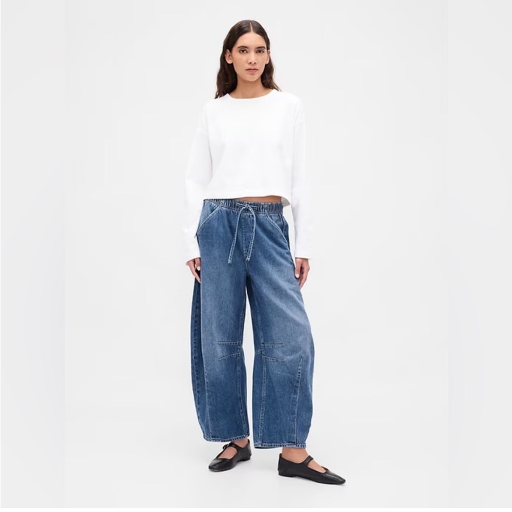 Gap MidRise Ultrasoft Easy Horseshoe Barrel Jeans Medium Indigo Petite XS